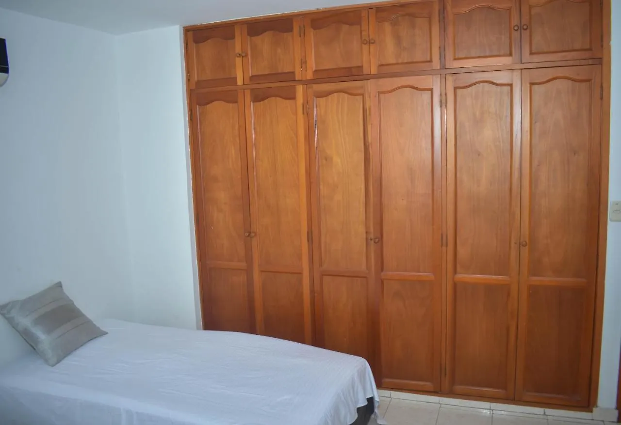 Guest house Casa Brenda - Habitaciones Privadas Cartagena