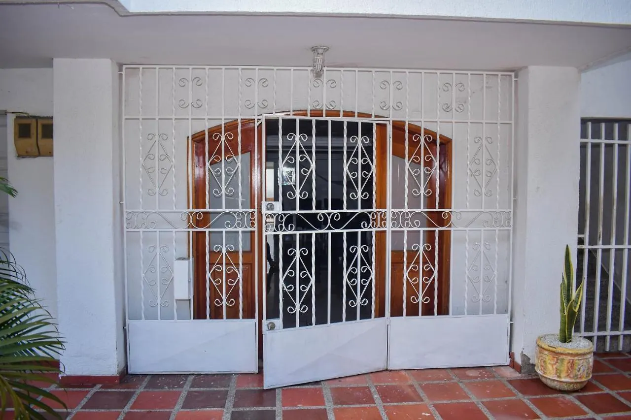 Guest house Casa Brenda - Habitaciones Privadas Cartagena